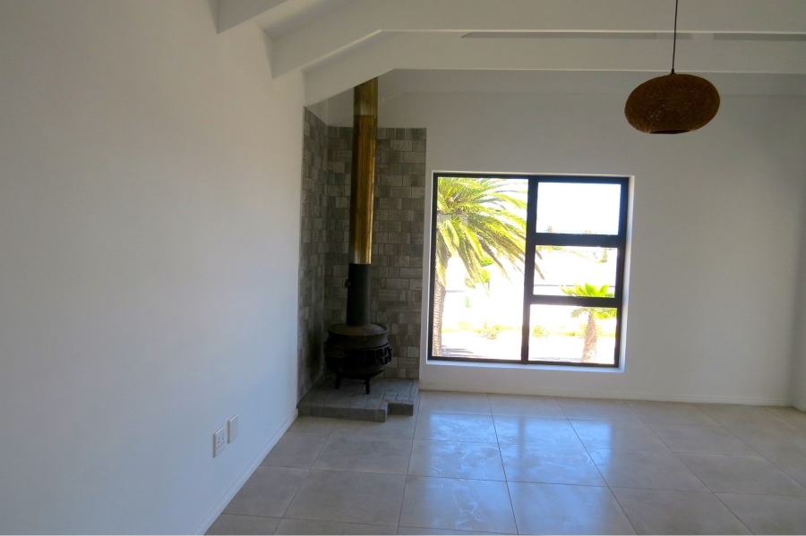 3 Bedroom Property for Sale in Golden Mile Western Cape